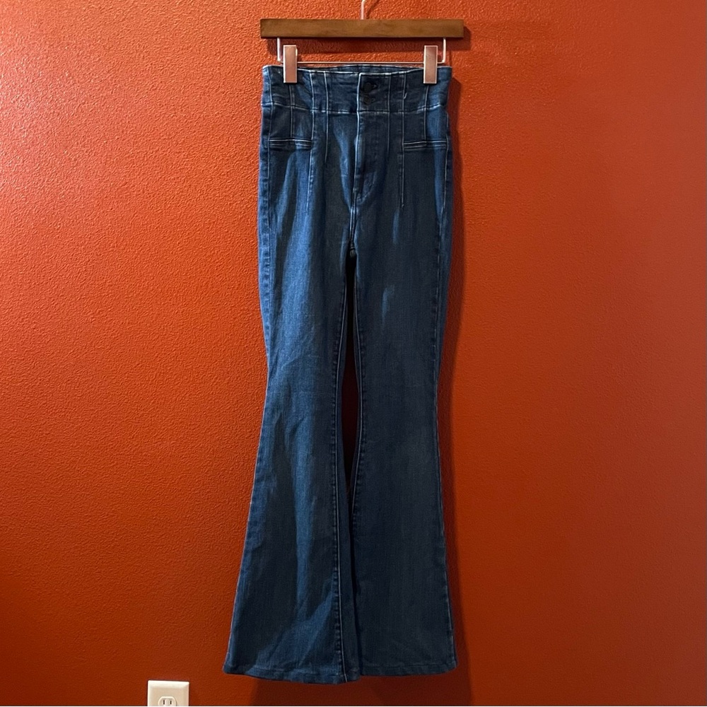 We The Free Women’s Jayde High Rise Stretch Blue denim Retro Boho Flare Jeans